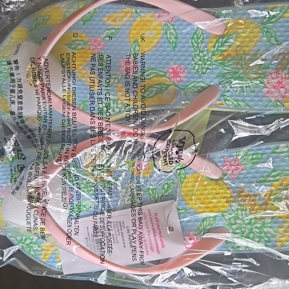 Lilly Pulitzer Pool Flip Flop - Picture 7 of 7